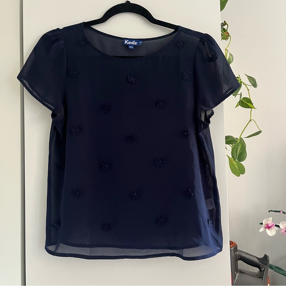 {Keds} 🔷 floral top